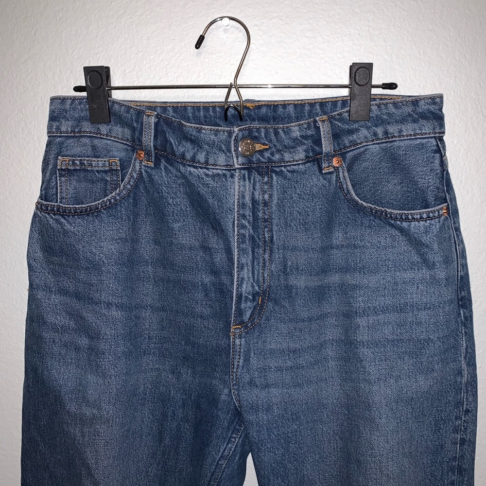 mom jeans
